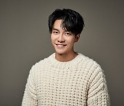 [단독] 이승기, ‘후크와 갈등’ 속 묵묵히 영화 촬영 중