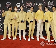 BTS, '아메리칸 뮤직 어워즈' 2관왕…5년 연속 수상(종합)