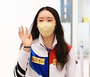 김연아 이후 첫 그랑프리 우승 차지한 피겨 김예림 귀국