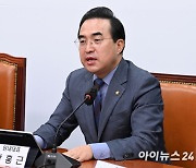 박홍근, 尹 도어스테핑 중단에 "퇴행할 거면 청와대로 돌아가라"