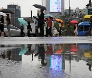 [날씨] 경북 동해안 호우특보…내일 오전까지 전국 비