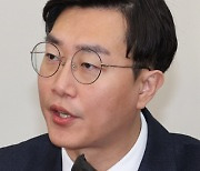 대통령실, ‘김건희 여사 콘셉트 사진’ 발언 장경태 의원 형사고발
