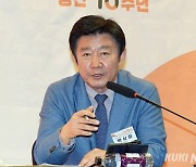 박상철 “한국, 민주화됐지만 제도화 안돼…개헌해서 정당정치 중심 잡아야”