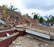 인니 서자바 규모 5.6 지진… 최소 62명 사망·700명 부상