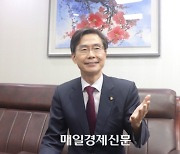 ‘쓴소리맨’ 조경태 “비례대표 없애고 청년창업 돕는게 생산적” [인터뷰]