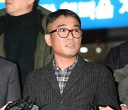 ‘성폭행 혐의 벗은’ 김건모, 재기할 수 있을까 [MK★이슈]