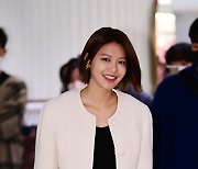 수영, 미소 띤 얼굴로 입장[포토엔HD]