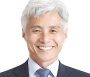 전북도의회 초대 대변인, 염영선 의원