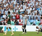 '우승 후보' 아르헨티나, 사우디에 2:1 충격패…최대 이변