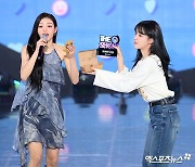 유아 '1위 공약, 승희와 함께 붕어빵 등장'[엑's HD포토]