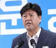 ‘이재명의 양날개’ 정진상 사의 표명, 김용 당직 사퇴