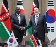 한-케냐 정상회담…尹, 에너지·방산 분야 韓기업 진출 관심 요청