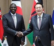 윤 대통령, 32년 만에 방한한 케냐 대통령과 정상회담