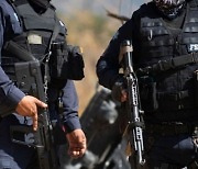 멕시코 경찰 간부 가족, 괴한에 피습…생후 7개월 등 4명 사망