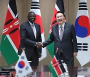 한-케냐 정상회담…尹 "케냐, 전통적 우방국…교류협력 강화 희망"