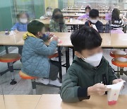서울교육청 “25일 비정규직 파업, 식단·돌봄 대책 마련”