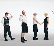 방탄소년단(BTS) 팬클럽 ARMY 이웃돕기 성금 기탁
