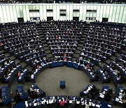 EU의회, 러시아 ‘테러지원국’ 지정