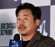 [포토] 이문식, 긴장감 풀어주는 연기