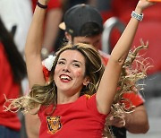 스페인 응원하는 미녀 축구팬