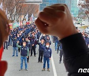 화물연대 대구·경북본부 구미서 파업 돌입…"안전운임제 일몰제 폐지"