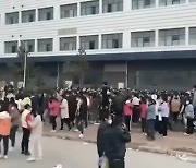 中 상하이 봉쇄 때보다 심각...시위·폭동까지