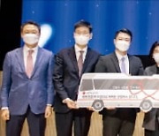 삼성 임원들, 격려금 100억 모아 헌혈버스 4대 기부