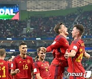 '무적함대' 스페인, 코스타리카에 7-0 대승…'18세' 선수도 득점