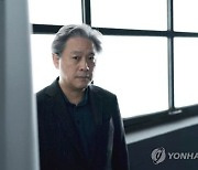 박찬욱감독·故강수연, 대중문화예술상 은관문화훈장 수훈