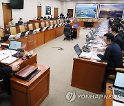 민주당, 국토위 전체회의에서 공공임대주택 예산 단독 처리
