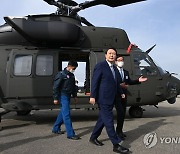 한국항공우주산업 방문한 윤석열 대통령