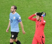 0-0으로 마친 전반, 아쉬운 손흥민