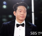 [E포토] 박지환, '팬심 녹이는 부드러운 눈빛'