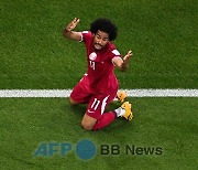 '개최국' 카타르, 세네갈과 전반전 0-1로 뒤져… 탈락 보인다[월드컵 라이브]