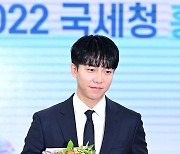 "이승기 최근 2년 음원 수익 11억원"…후크엔터 미정산 의혹↑