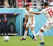 이란, 웨일스 꺾고 B조 첫 승…아시아 국가로 3번째 승리