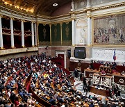 프랑스, 임신중단권 명시 헌법 개정안 하원 통과