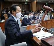 국조 첫날부터 삐걱… ‘대검 조사는 마약부서만’ 가까스로 통과