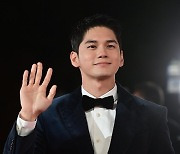 옹성우, 팬심 저격하는 인사 [포토]