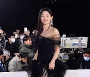 [T포토] 박소담 '착시 일으키는 시스루 드레스'