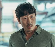 '미씽2' 허준호, 날 세운 김동휘에 시선 고정