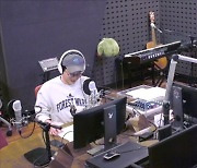 박명수, '월드컵 개막식' 정국 극찬…"BTS 오래 해먹었으면" (라디오쇼)