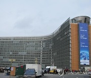 EU, '협의 난항' 러 원유 상한제 재논의키로…막판 합의 주목