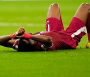 카타르, 2패 ‘광탈’…월드컵 개최국 최단기간 탈락 기록
