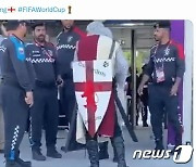 [월드컵] 피파 "십자군 복장 착용은 이슬람에 불쾌감"