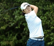 이민영 JLPGA 투어 최종전 3R 공동 선두…우승 기대감↑