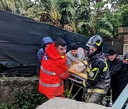 폭우 쏟아진 伊이스키아섬, 산사태로 13명 실종…신생아도 포함
