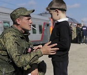 “우크라전 총알받이로 내몰린다” 러 참전 군인 가족들 불만 팽배