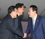 윤 대통령-與비대위 첫 상견례…불협화음 잠재우나