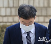 경찰, '대장동 50억 클럽 의혹' 김만배-언론사주 송치